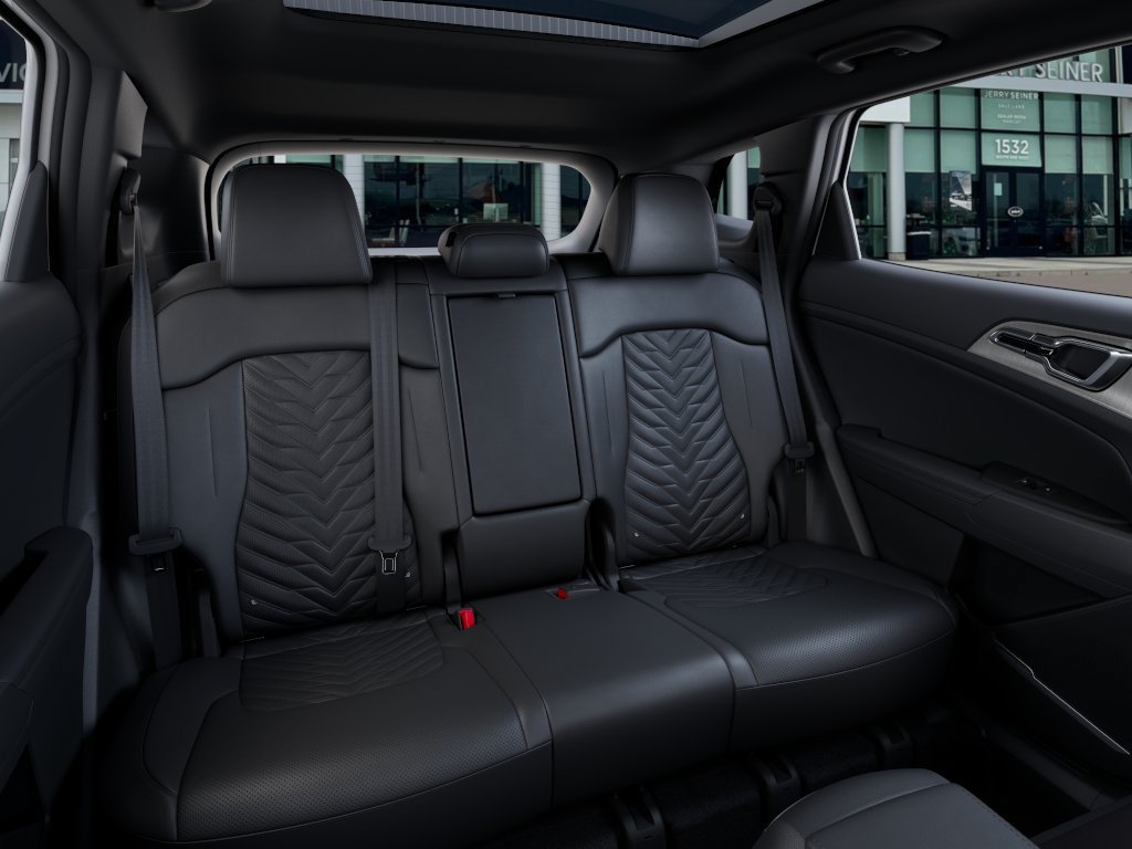 New 2027 Snow White Pearl Kia X-Line image 16