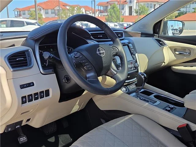 Used 2024 QAB  Whit Nissan Platinum image 8