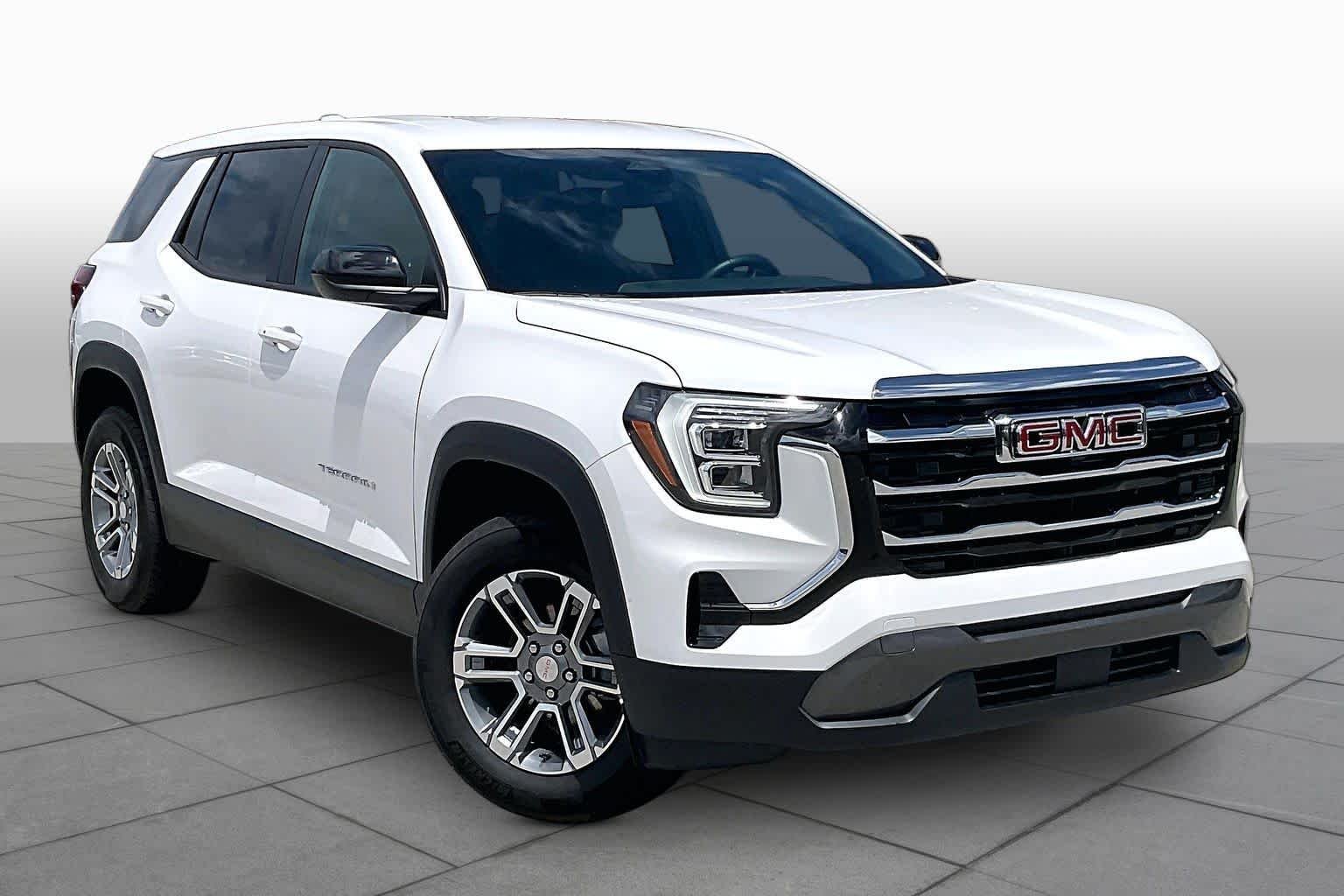 Used 2026 Summit White GMC FWD Elevation image 3