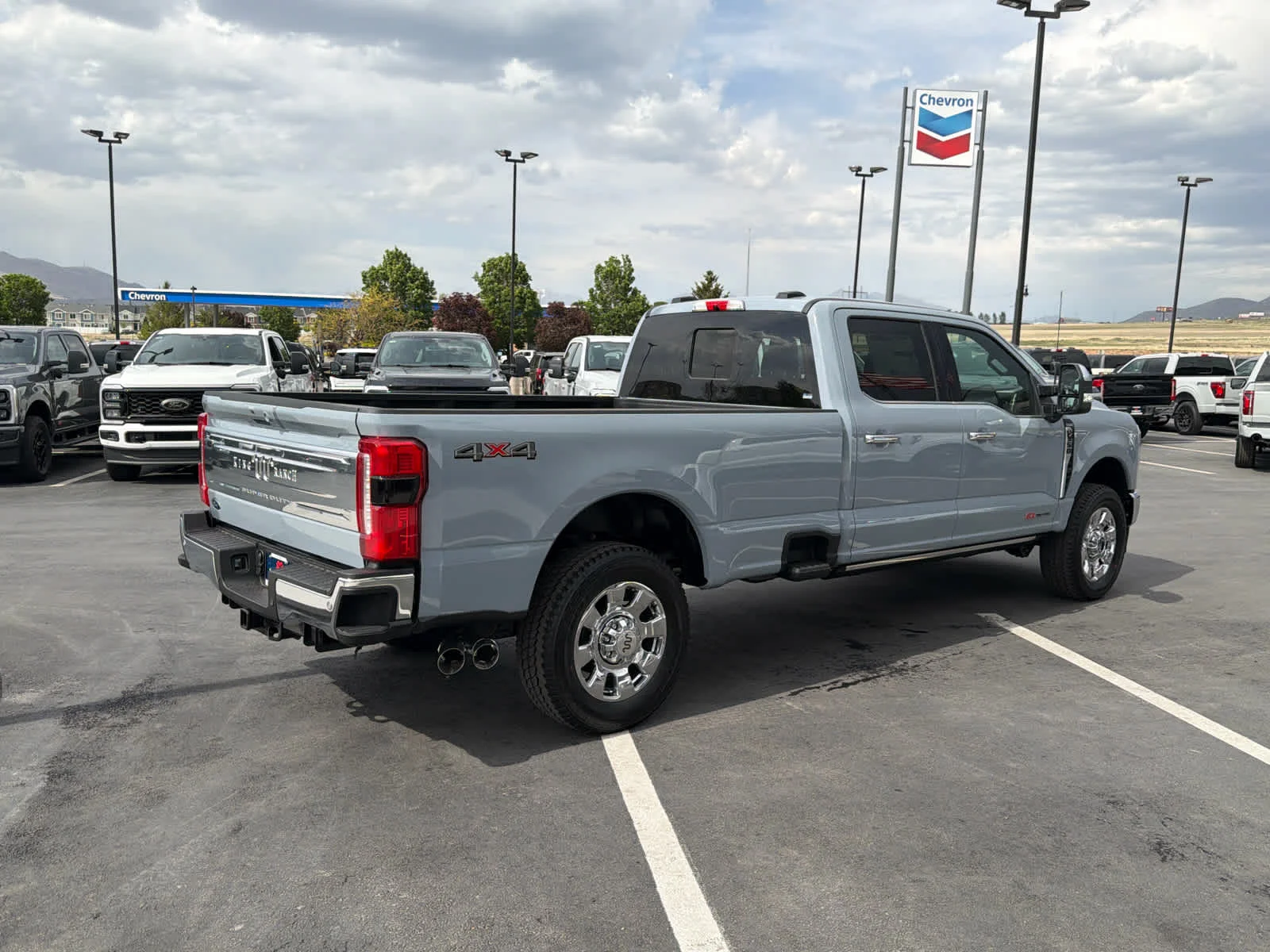 New 2026 Glacier Gray Metallic Tri-Coat Ford F-350® King Ranch® image 10