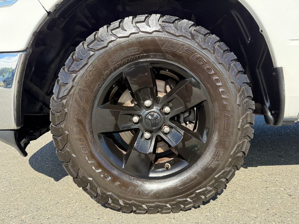 Used 2019 White Ram SLT image 9