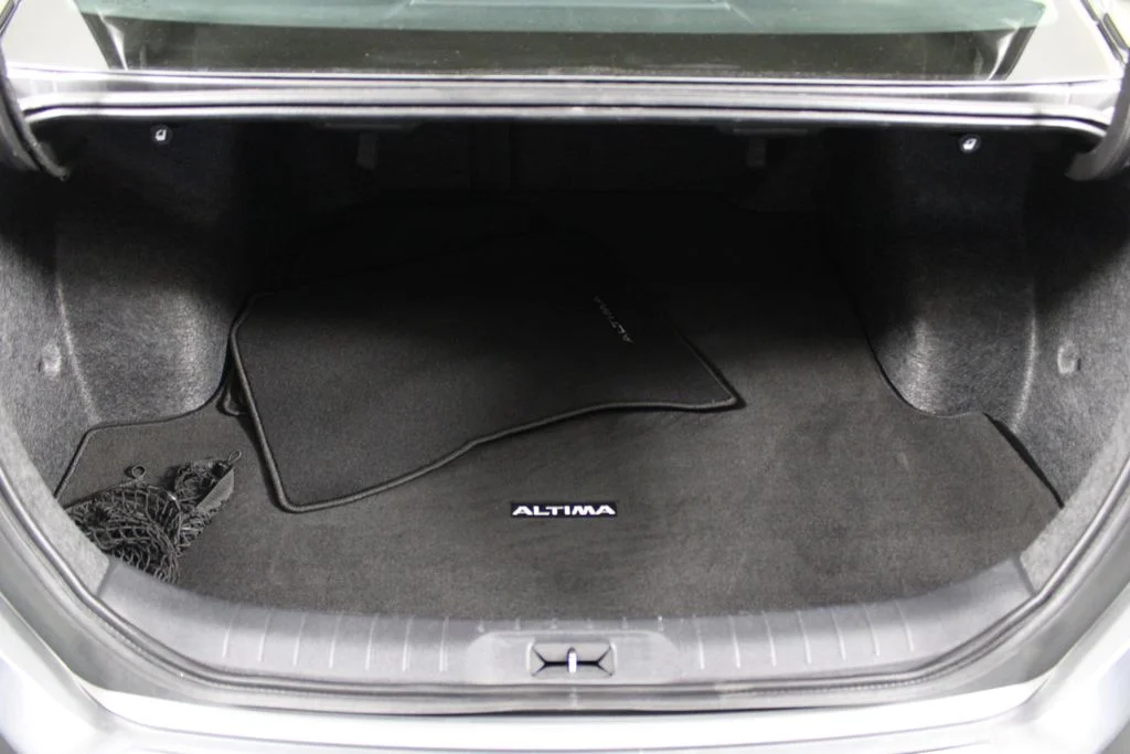 2023 Nissan Altima SV - Photo 17