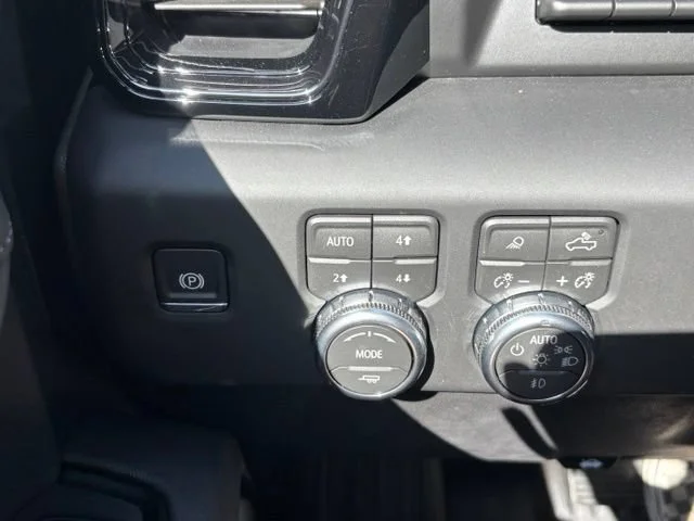New 2026 Onyx Black GMC AT4X image 32