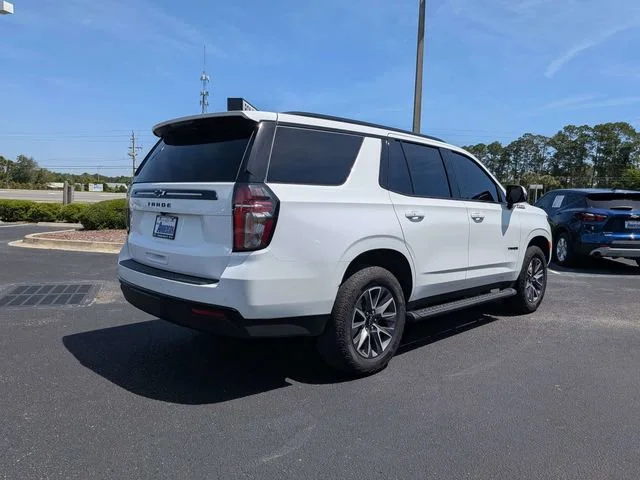 Used 2024 Summit White Chevrolet Z71 image 3