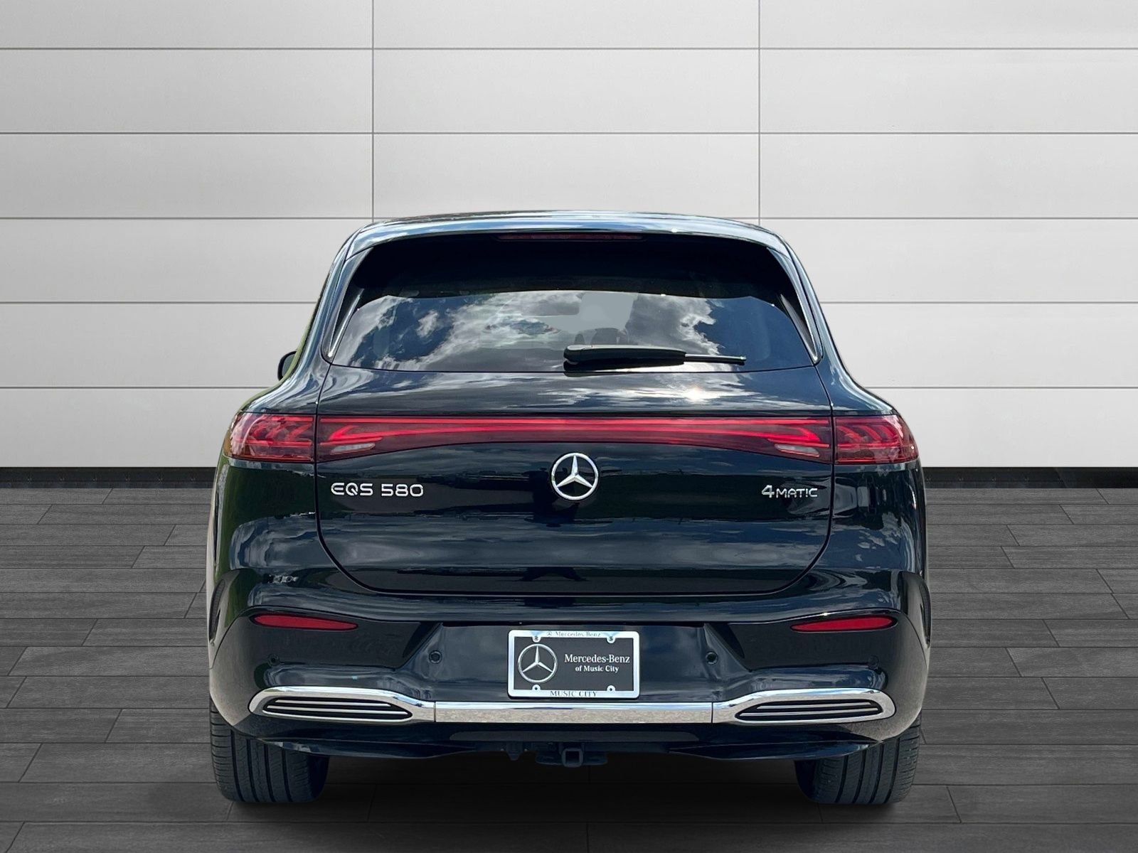 Certified Used 2023 Obsidian Black Metallic Mercedes-Benz 580 image 4