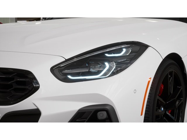 New 2026 Alpine White BMW M40i image 6