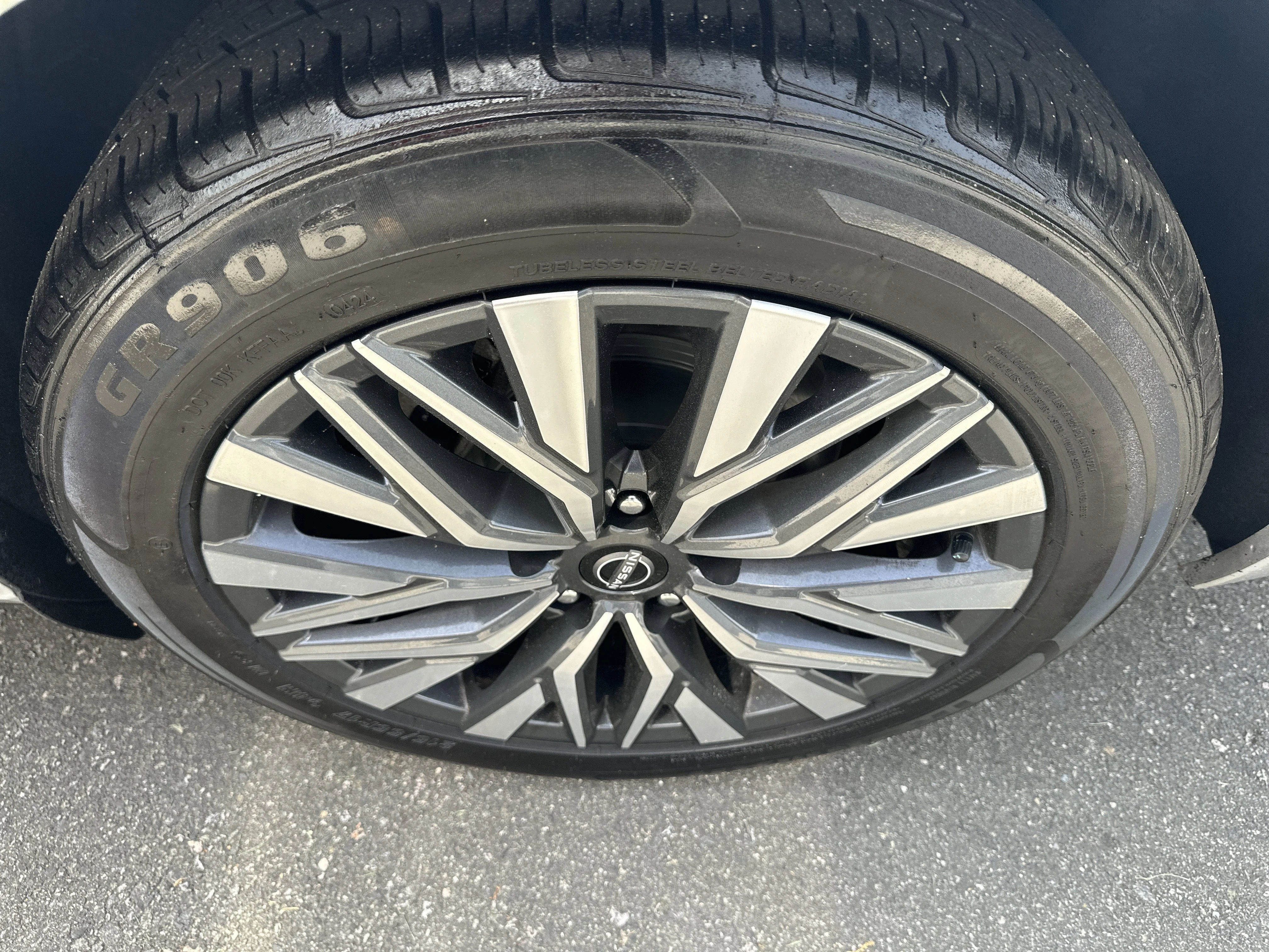 2024 Nissan Altima SV - Photo 31