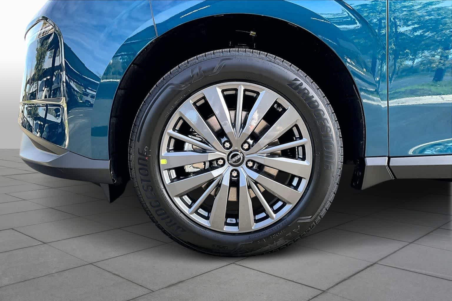 New 2026 AURORA BLU FANG Nissan SL image 11