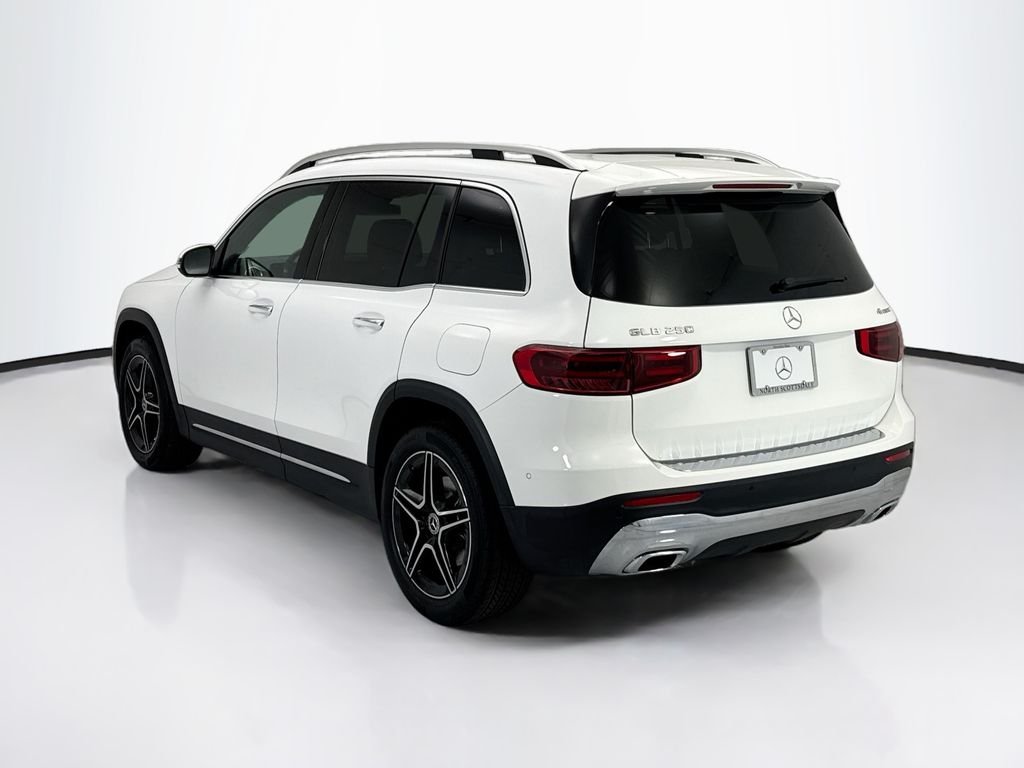 Used 2026 Polar White Mercedes-Benz GLB 250 image 7