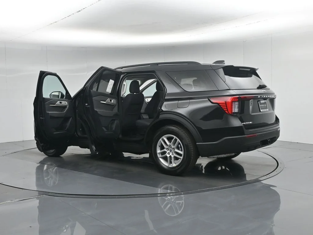 New 2026 Agate Black Metallic Ford Active image 34