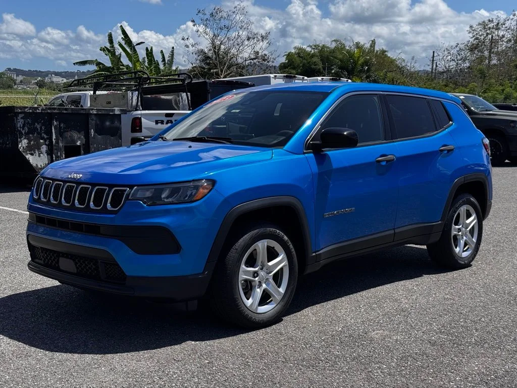 Used 2023 Blue Jeep Sport image 4
