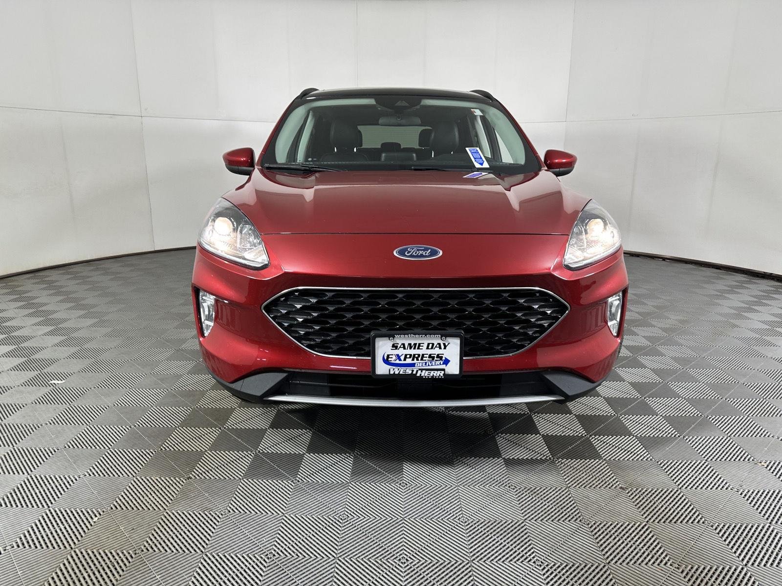 Used 2022 Rapid Red Metallic Tinted Clearcoat Ford SEL image 12