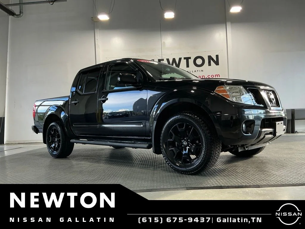 Used 2018 Magnetic Black Nissan SV image 22