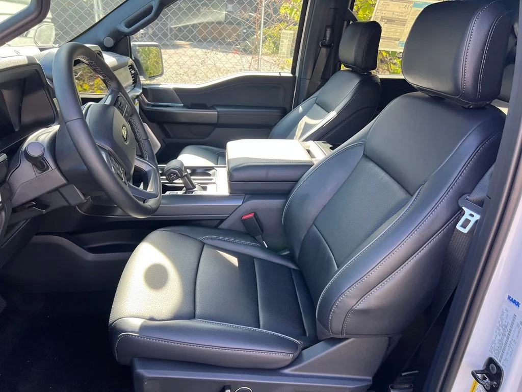 New 2026 Oxford White Ford Lariat® image 9