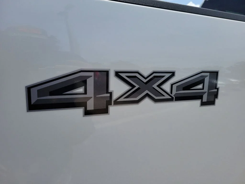 New 2026 Star White Metallic Tri-Coat Ford F-250® Lariat® image 7