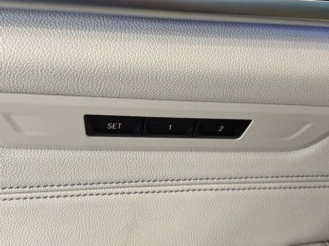 Used 2023 Black BMW 540i xDrive image 16