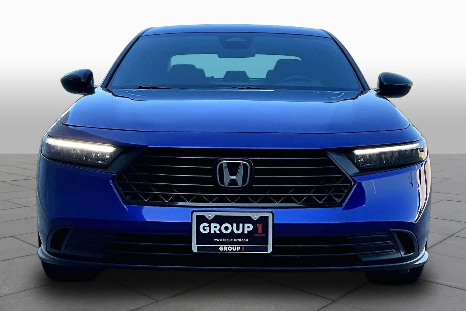 Used 2023 Still Night Pearl Honda Sport image 7