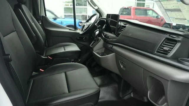 New 2026 Oxford White Ford Cargo Van image 5