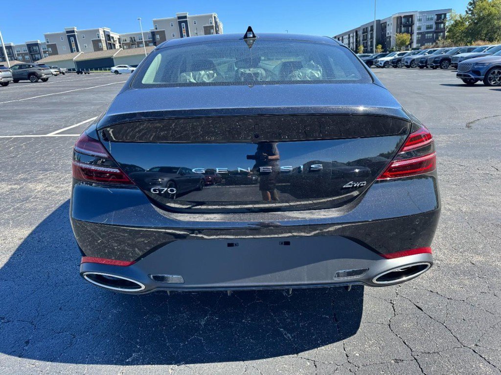 New 2026 Vik Black Genesis 2.5T Prestige image 4