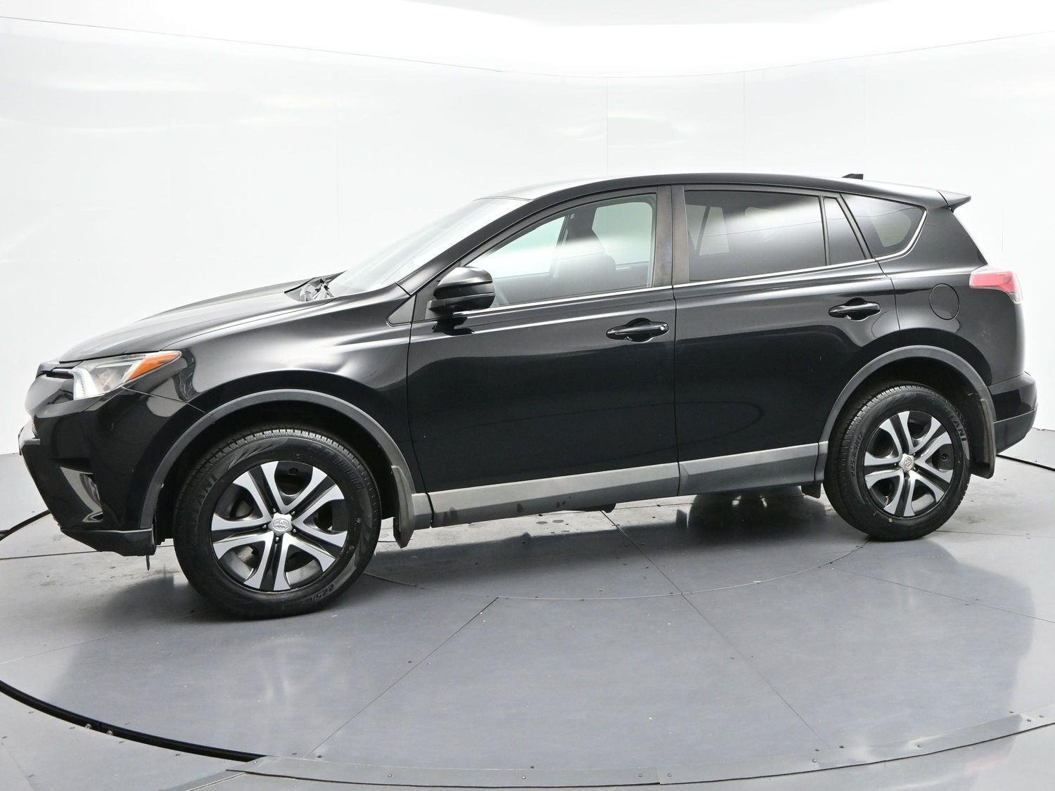 Used 2018 Black Toyota LE image 4