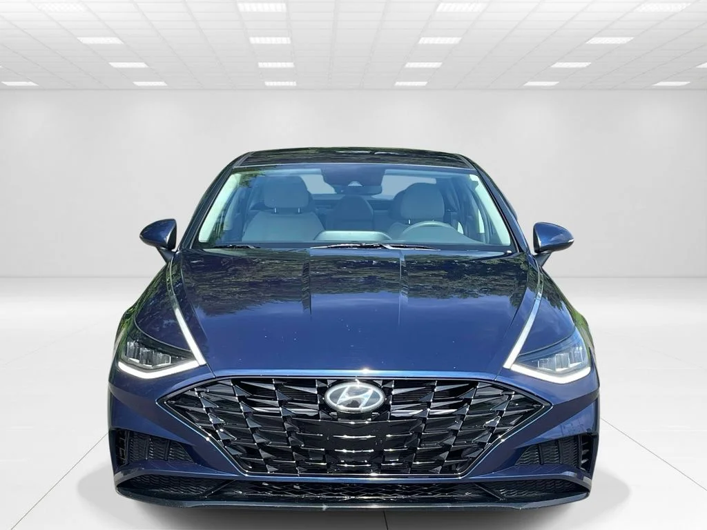 Used 2021 Blue Hyundai SEL image 2