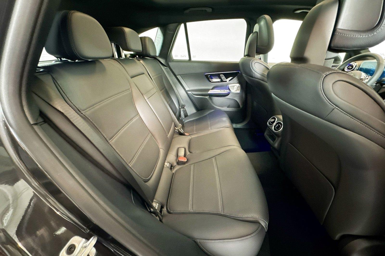 New 2026 Graphite Grey Metallic Mercedes-Benz GLC 300 image 25