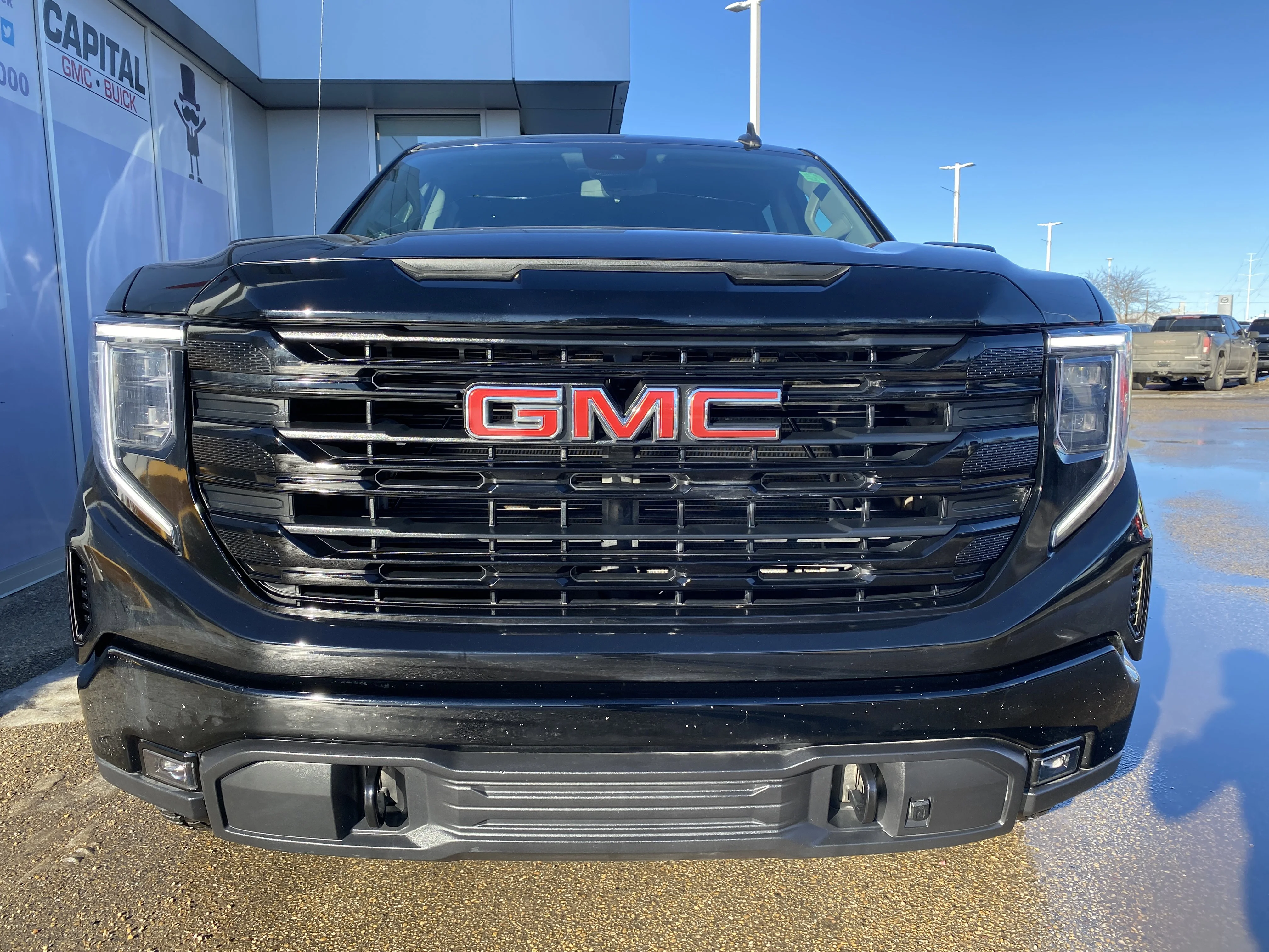 Certified Used 2025 Black GMC Crew Cab Elevation * BUCKETS * 5.3L V8 * image 7