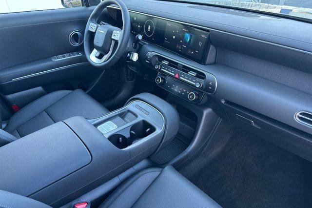 New 2026 Titan Charcoal Pearl Hyundai SEL FWD image 17