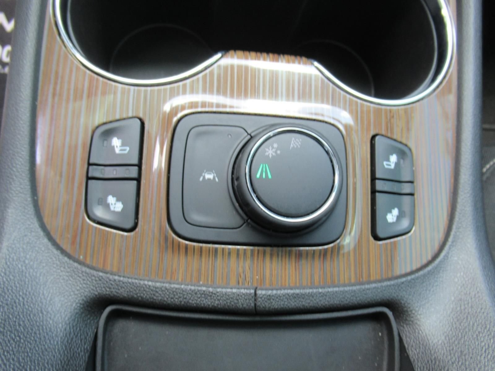 Used 2023 Black GMC SLE image 19
