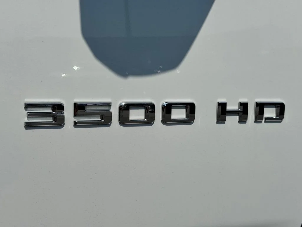 2024 Chevrolet Silverado 3500HD LT - Photo 12