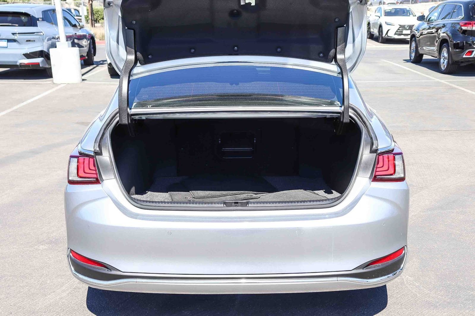 Certified Used 2022 Silver Lexus 300h image 32