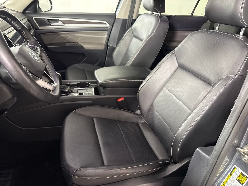 2023 Volkswagen Atlas SE w/Tech - Photo 10