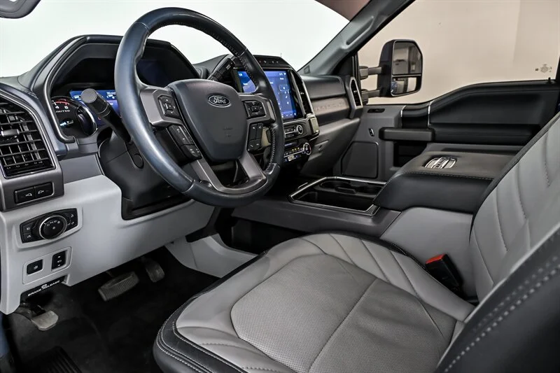 Used 2022 Atlas Blue Ford XL image 23