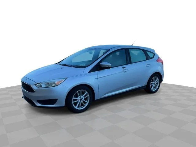Used 2015 Ingot Silver Ford SE image 6