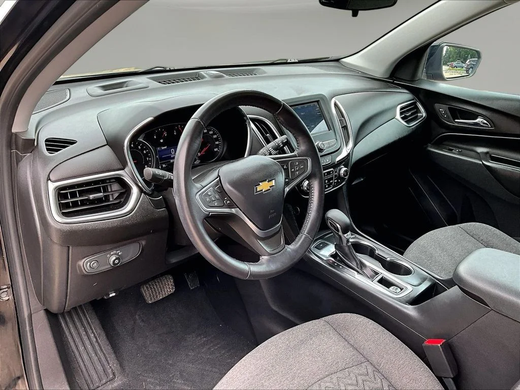 Used 2022 Black Chevrolet LT image 22