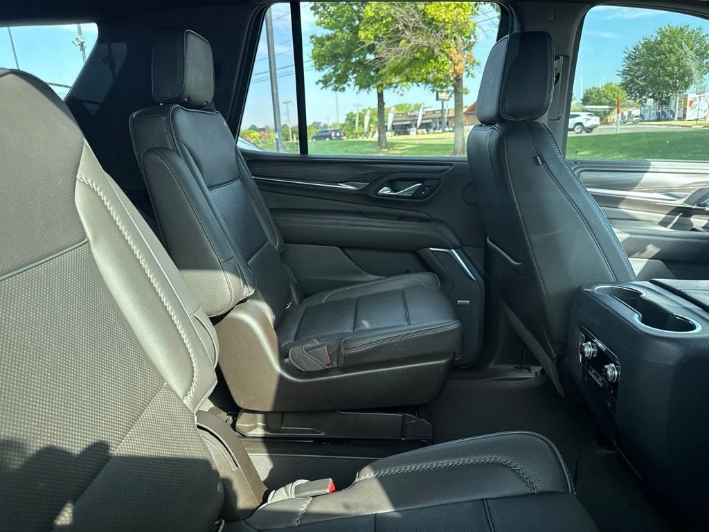 Used 2021 Green GMC Denali image 11
