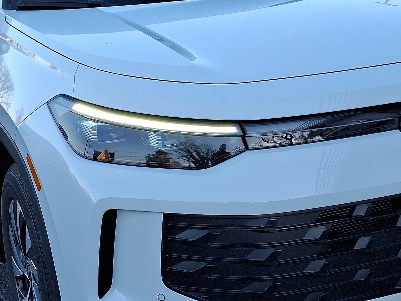 New 2026 0Q0Q/PUREWHITE Volkswagen S image 9