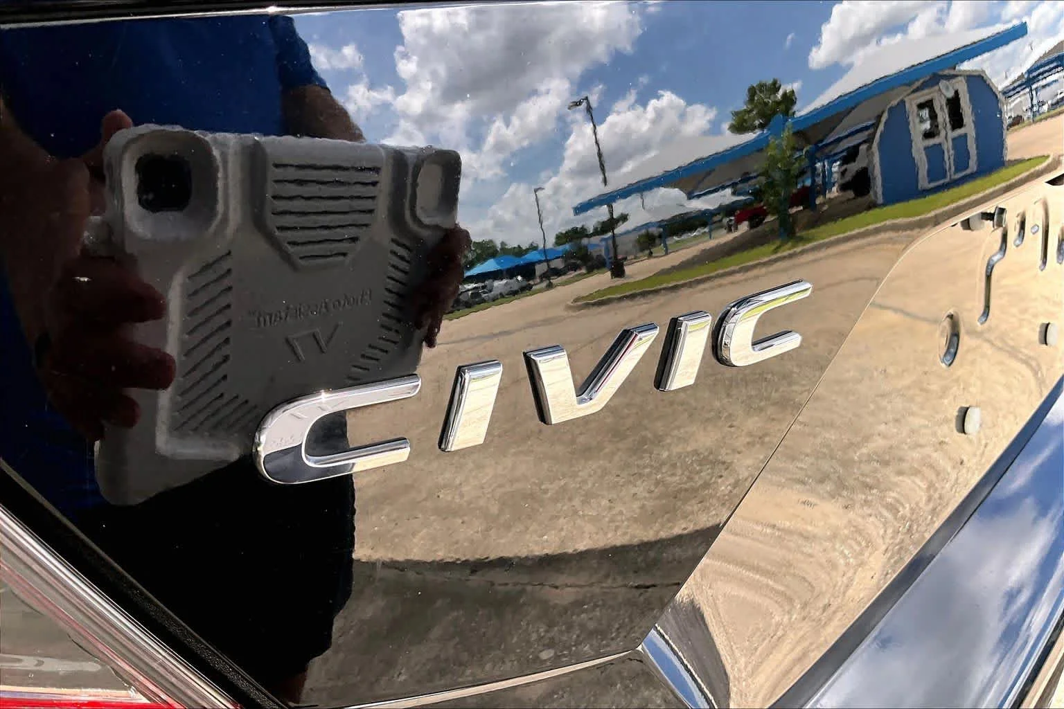 Certified Used 2018 Crystal Black Pearl Honda LX image 30