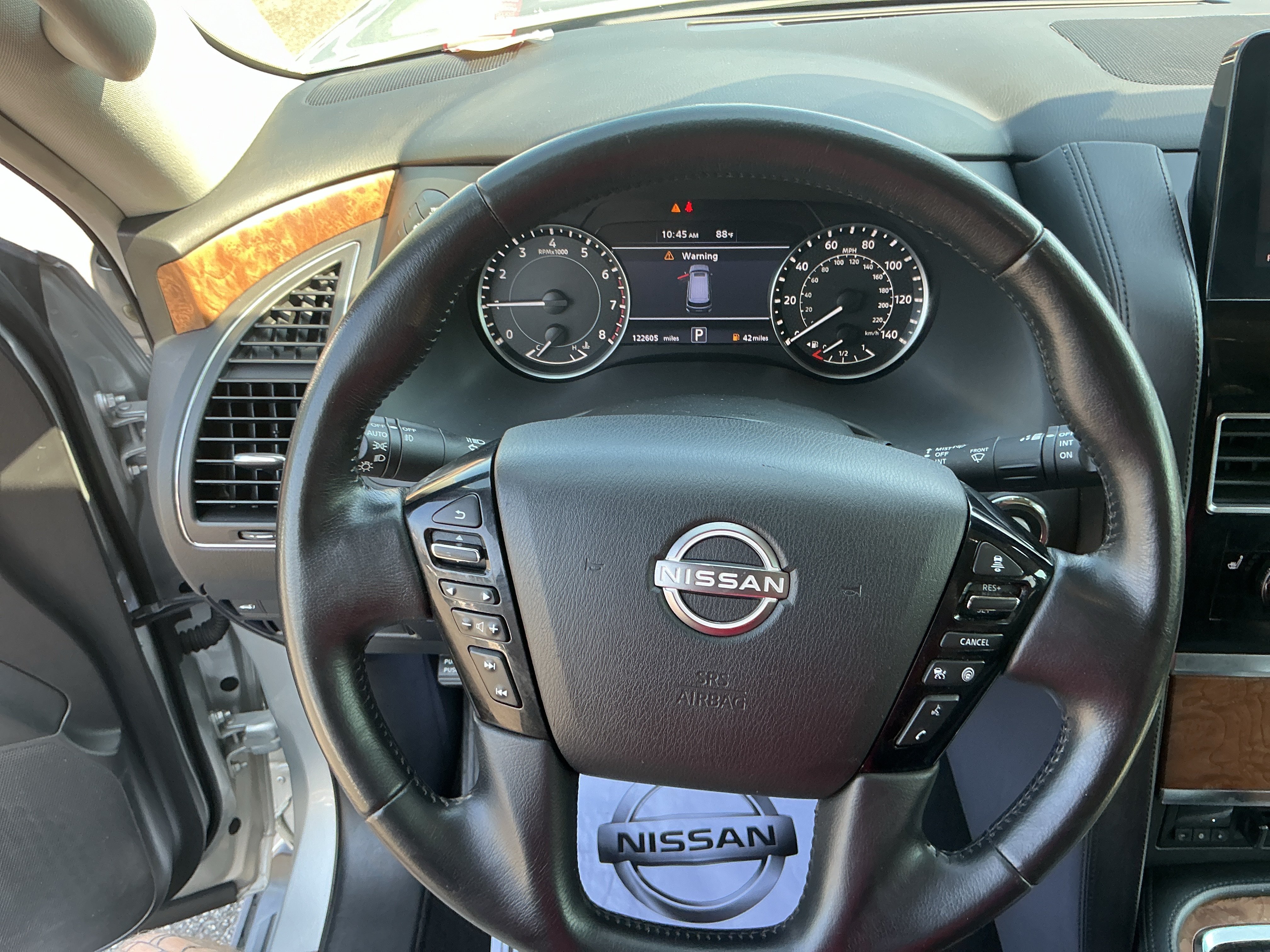 Used 2022 Brilliant Silver Metallic Nissan SL image 14