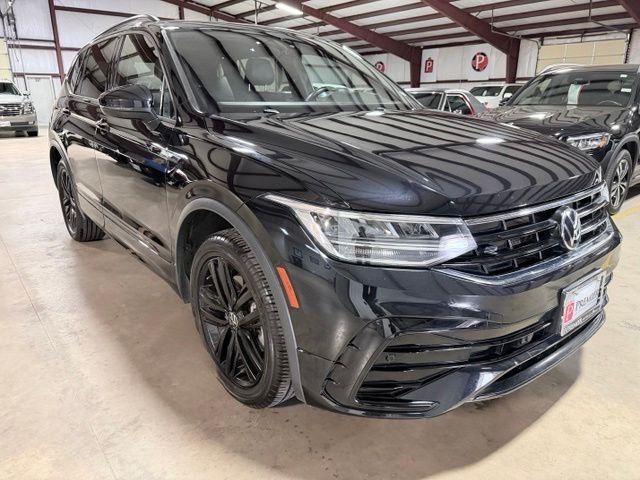 2022 Volkswagen Tiguan 2.0T SE R-Line Black