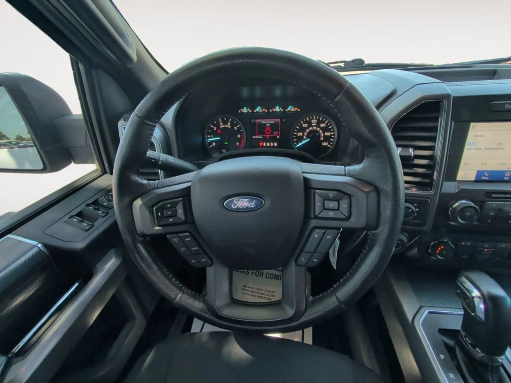 Used 2019 Silver Ford XLT image 11