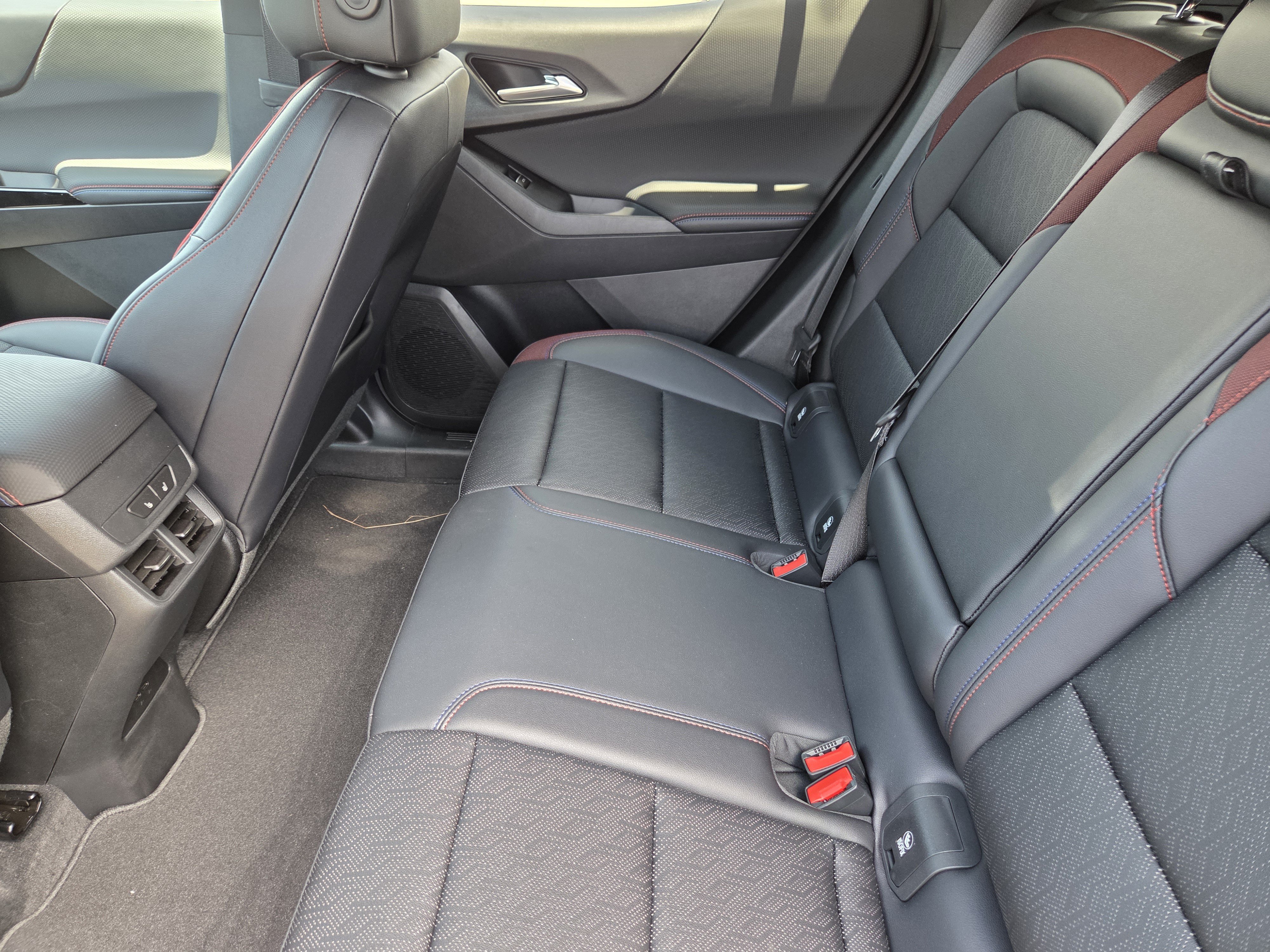 New 2026 Mosaic Black Metallic Chevrolet FWD RS image 24