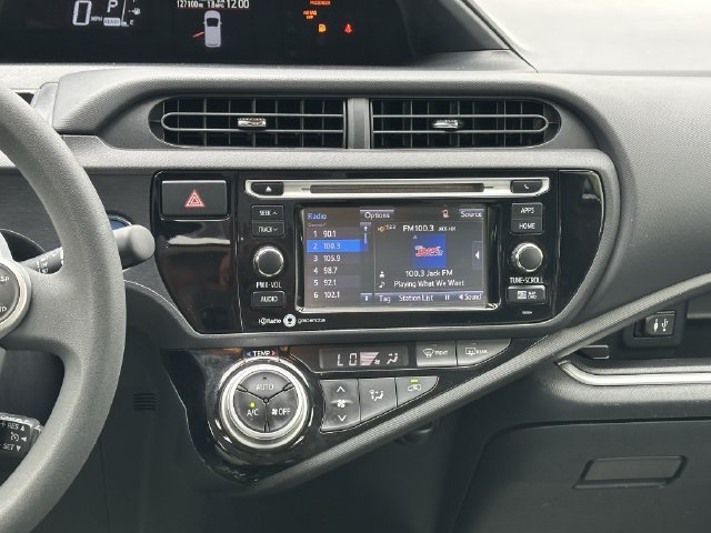 Used 2015 Silver Toyota Three image 16