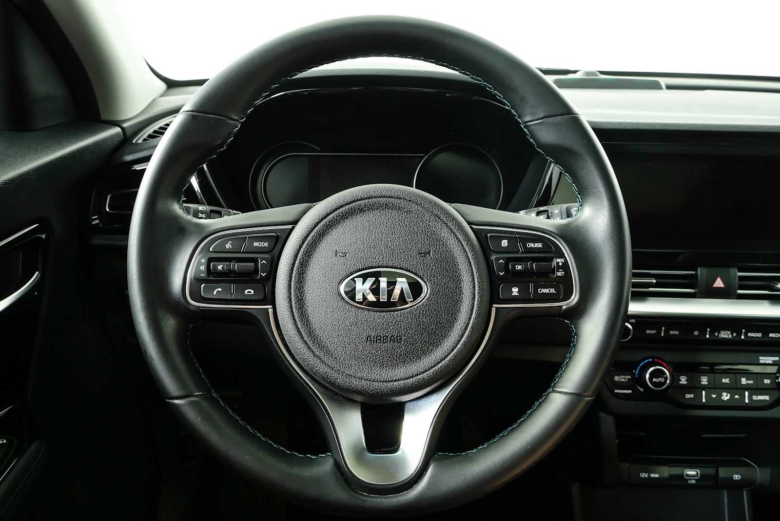 Used 2020 Gravity Blue Kia EX Premium image 10