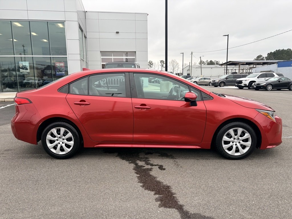 Used 2020 Toyota Corolla LE with VIN 5YFEPRAE7LP105306 for sale in Franklin, VA