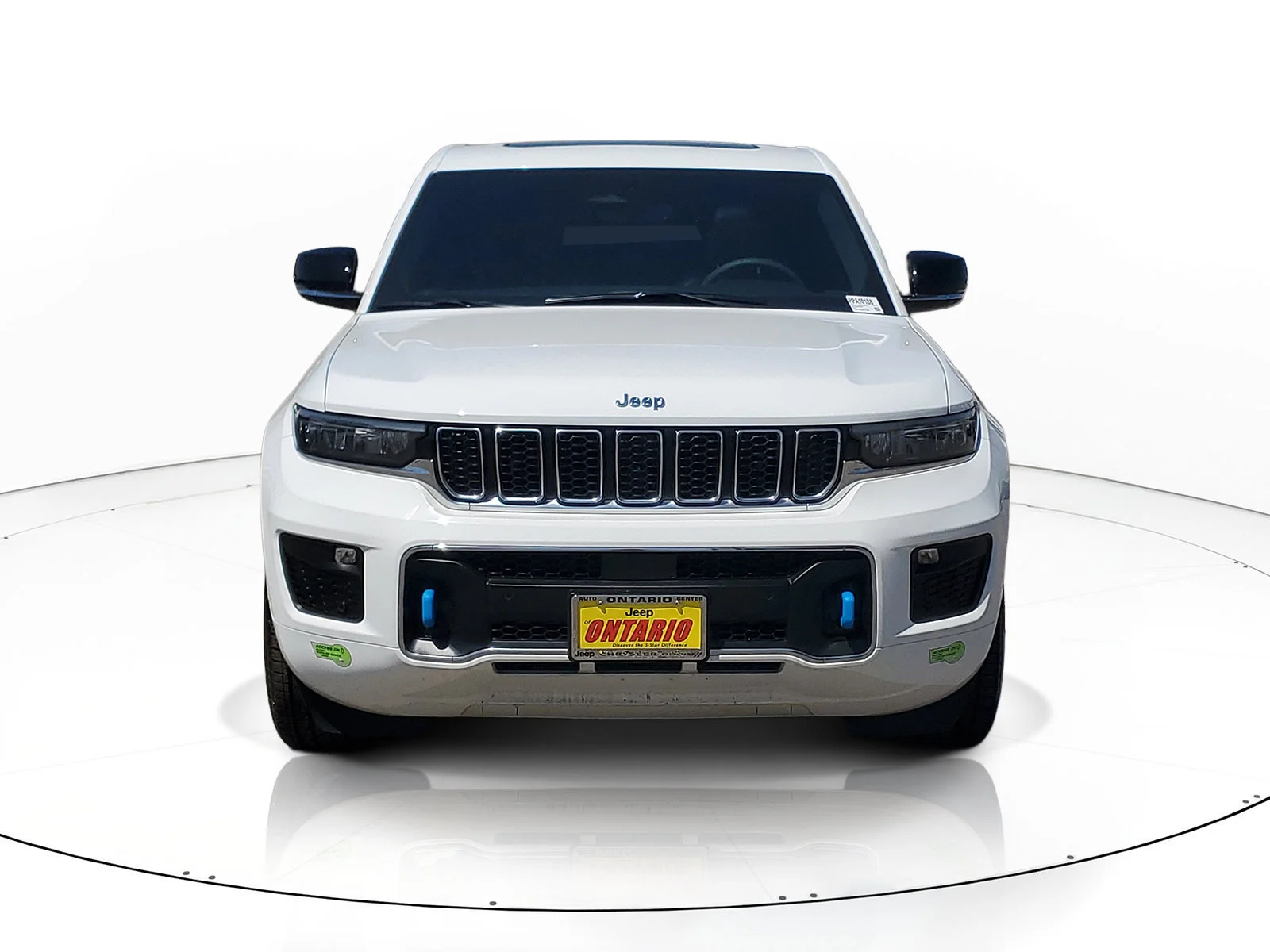 Certified Used 2023 White Jeep Overland 4xe image 9