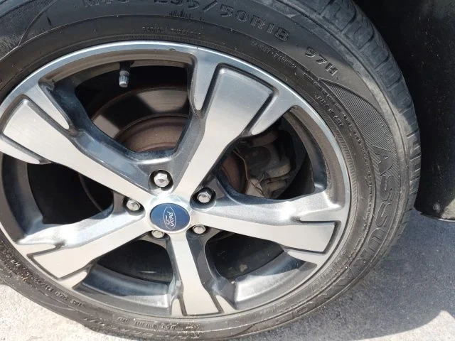 Used 2018 Blue Metallic Ford SEL image 11