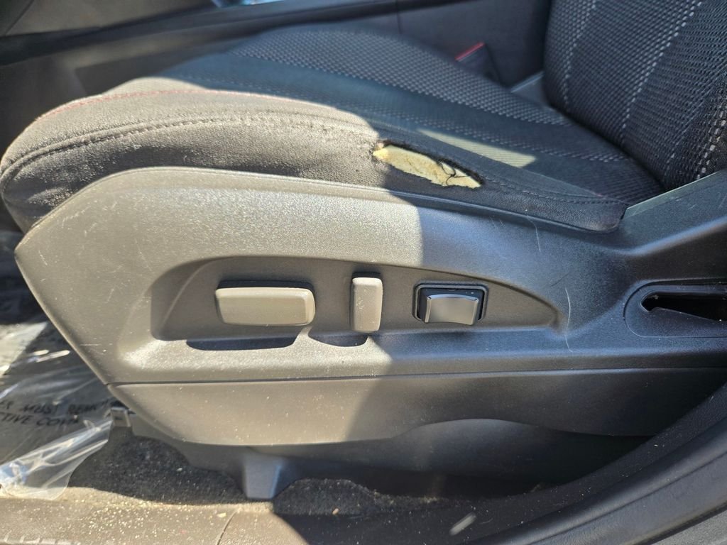 Used 2013 Gray Chevrolet LT image 12
