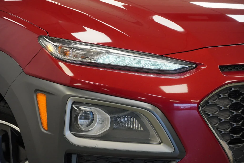 Used 2019 Red Hyundai Ultimate image 8