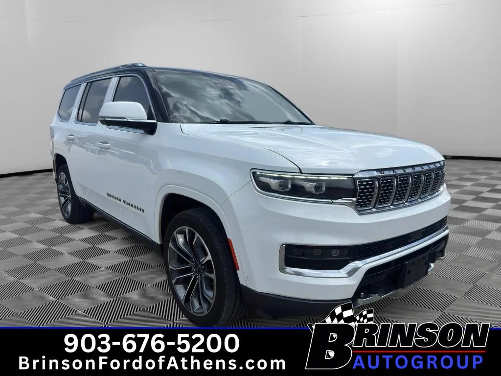 Used 2022 Bright White Clearcoat Jeep Series III image 3